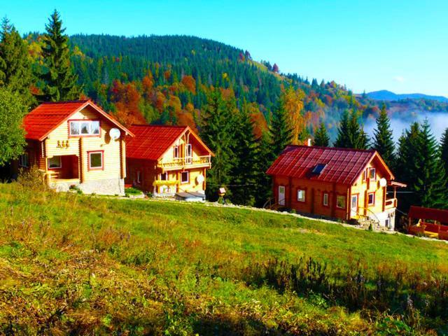 Троє Поросят Villa Slavske Ngoại thất bức ảnh